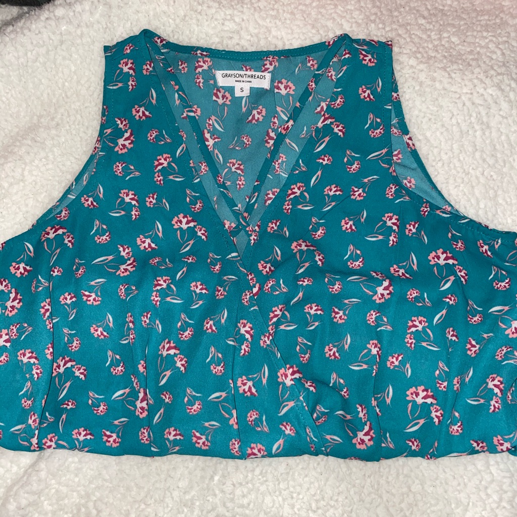 Grayson/Threads Size Small